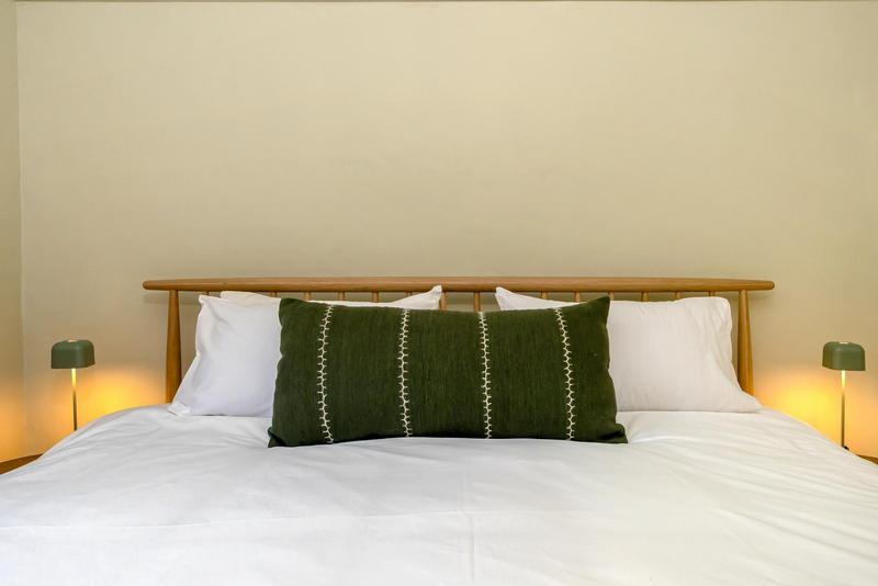 To Let 2 Bedroom Property for Rent in Sea Point Western Cape